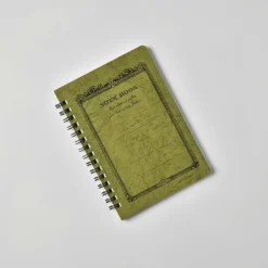 Apica | Cuaderno CD Twin Ring A6 Olive (Kanran)