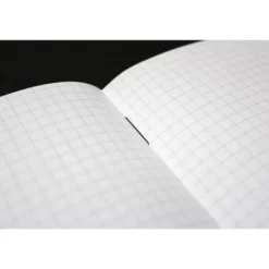 Apica | Cuaderno Premium A5 Silky Red (Cuadros)