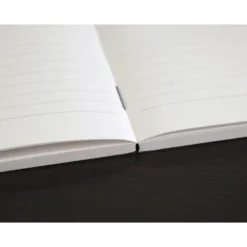 Apica | Cuaderno Premium A4 Silky Navy (Rayas)