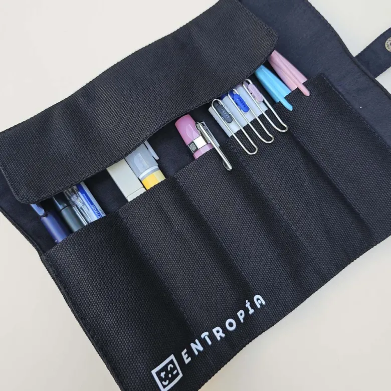 Entropía | Estuche Enrollable Gray