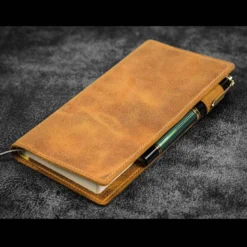 Galen Leather | Funda Leather Slim Hobonichi Weeks Planner Cover Crazy Horse Brown