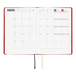 Hobonichi | Agenda Hobonichi HON A6 Yumi Kitagishi: White Cat and Rabbit’s Tea Room 2027