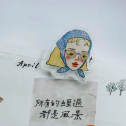 La Dolce Vita | Clip Acrílico Head Scarf Girl