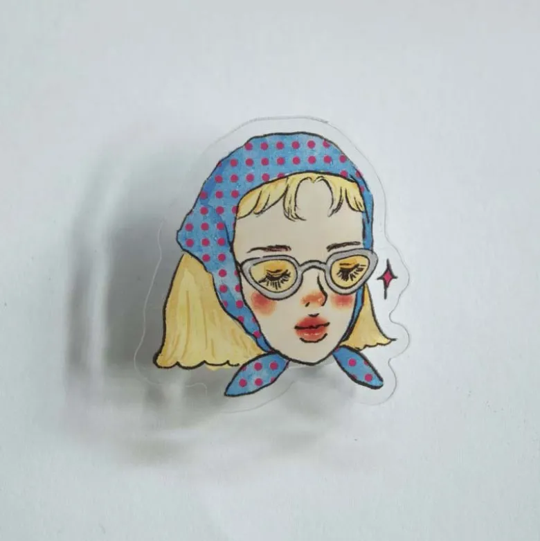 La Dolce Vita | Clip Acrílico Head Scarf Girl