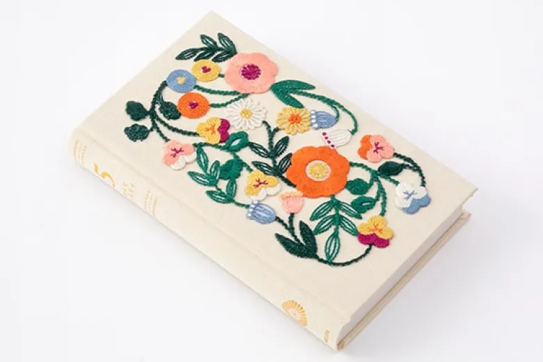 Midori | Diario de 5 Años Bordado Flower Beige