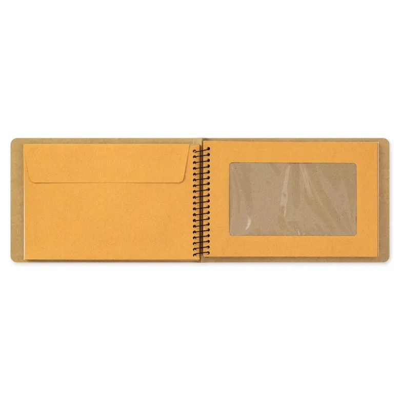 Traveler's Company | Cuaderno con Espiral B6 Sobres Visibles