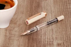 TWSBI | Pluma Estilográfica ECO Cream With Rose Gold F