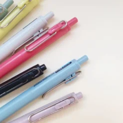 Uniball | Bolígrafo ONE F 0.5 Verde