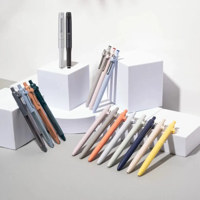 Uniball | Bolígrafo Zento Standard 0.5 Mist (Tinta Negra)